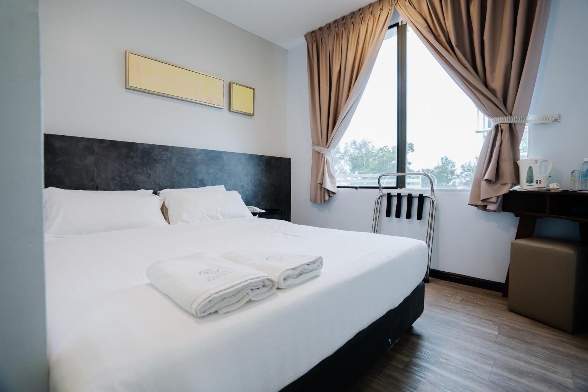 Wangs Hotel Gurney Drive George Town Eksteriør billede