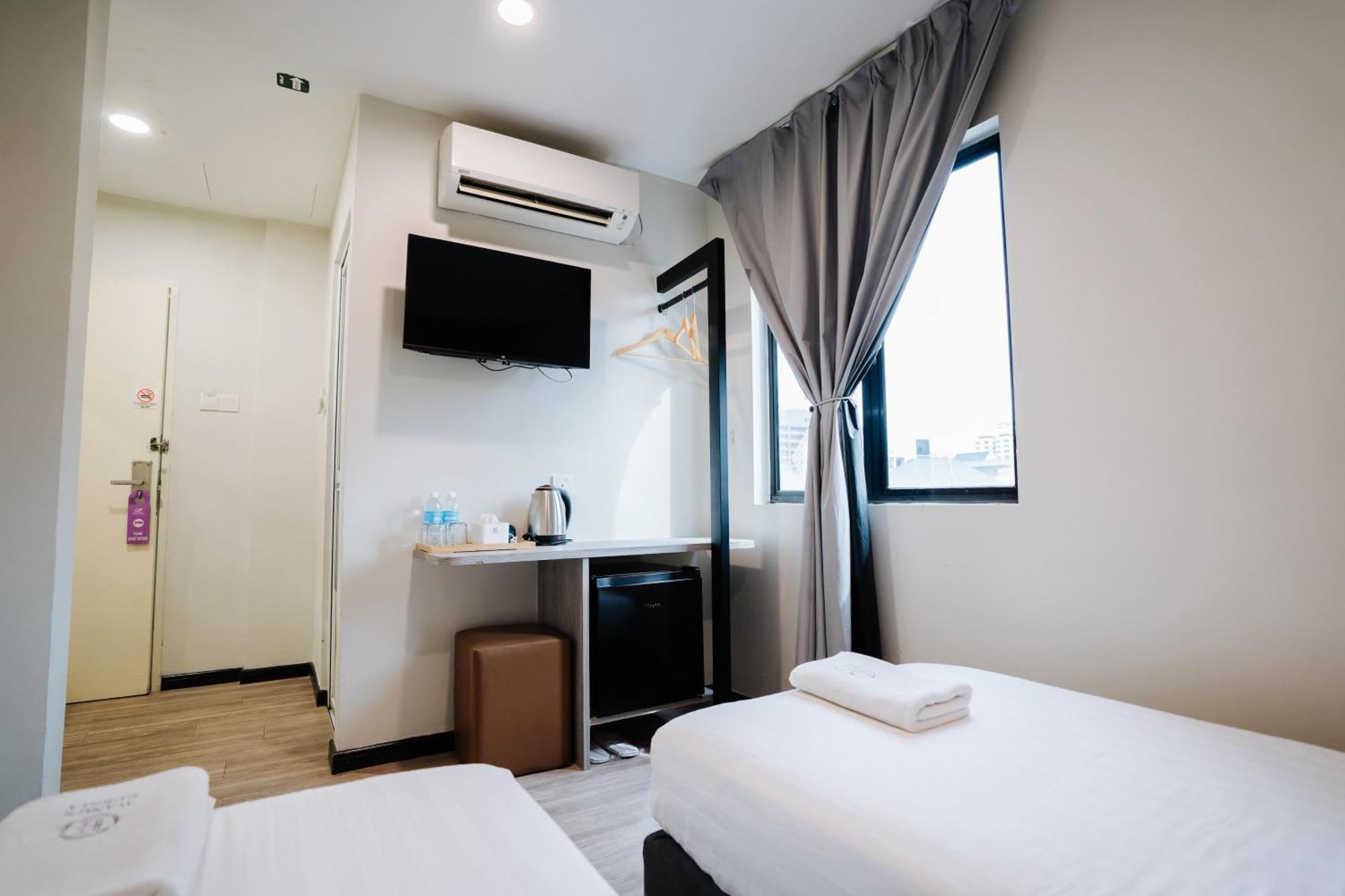 Wangs Hotel Gurney Drive George Town Eksteriør billede