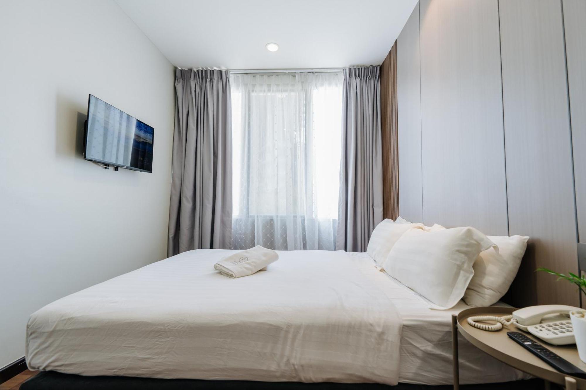 Wangs Hotel Gurney Drive George Town Eksteriør billede